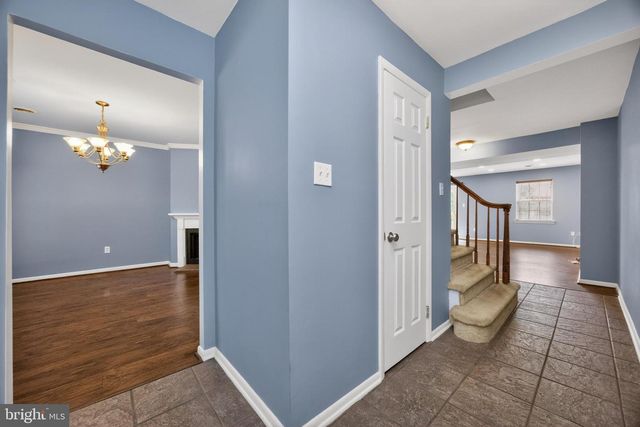 134 E GREEN VALLEY CIR, Newark, DE 19711