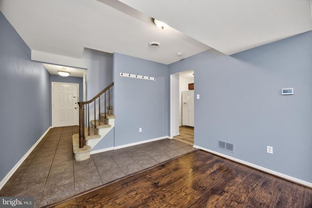 134 E GREEN VALLEY CIR, Newark, DE 19711