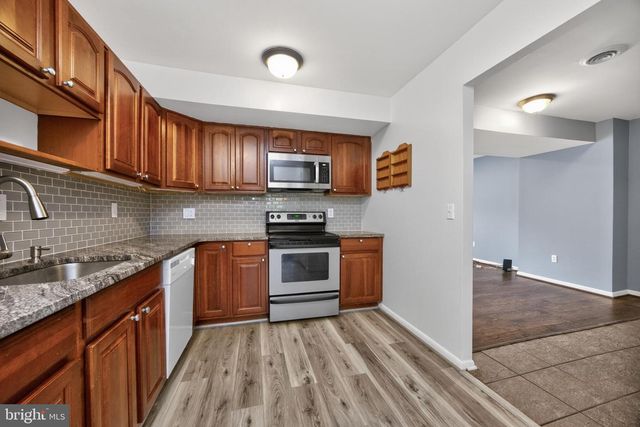 134 E GREEN VALLEY CIR, Newark, DE 19711