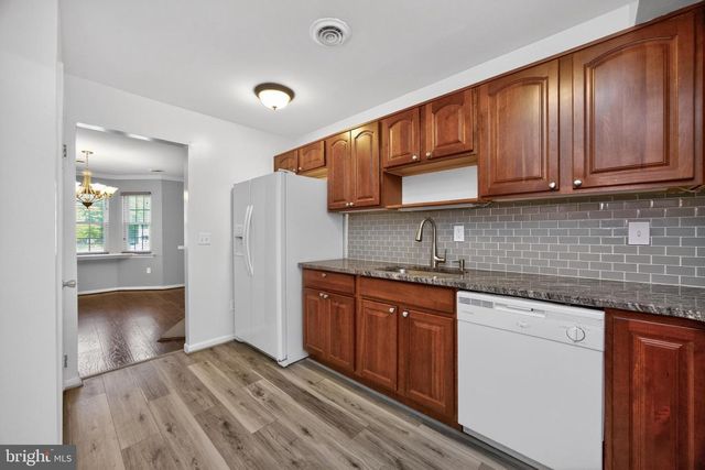 134 E GREEN VALLEY CIR, Newark, DE 19711
