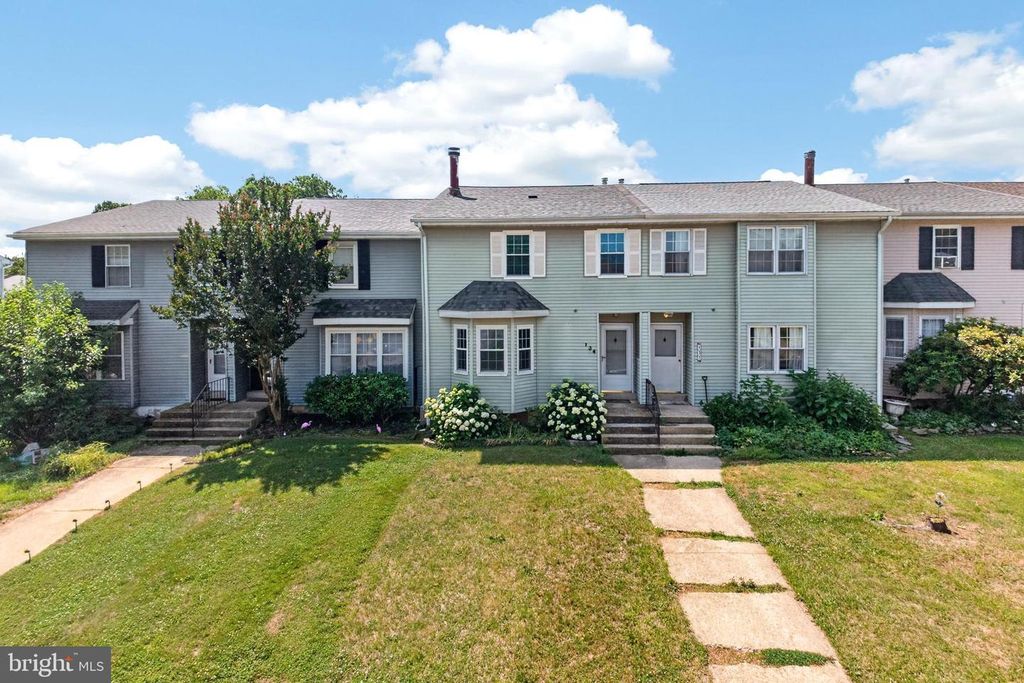 134 E GREEN VALLEY CIR, Newark, DE 19711