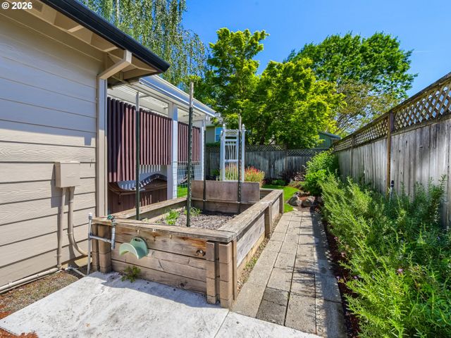 29536 Sw KINGS Ct, Wilsonville, OR 97070
