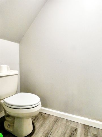 606 Hope Street, Scott Twp, PA 15220