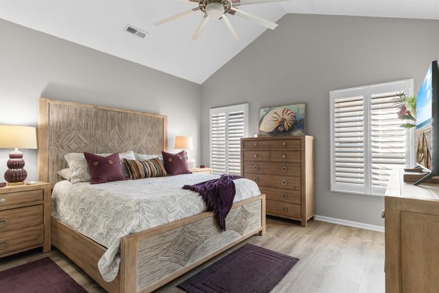 4246 River Gate Ln., Little River, SC 29566