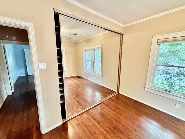 2614 Beauchamp Street, Houston, TX 77009