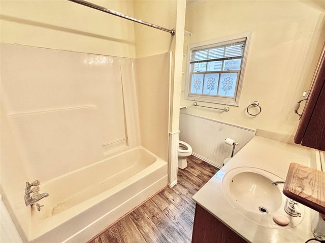 2614 Beauchamp Street, Houston, TX 77009
