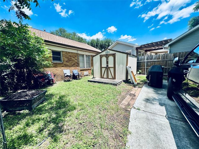 2614 Beauchamp Street, Houston, TX 77009