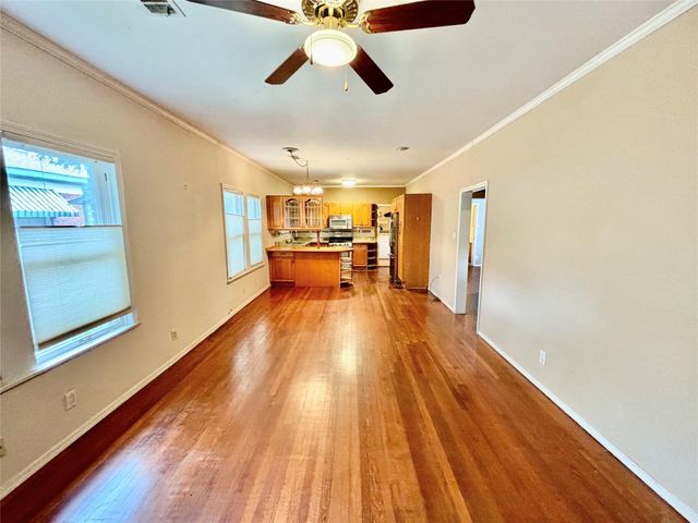 2614 Beauchamp Street, Houston, TX 77009