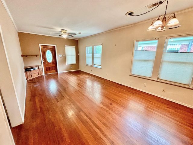 2614 Beauchamp Street, Houston, TX 77009
