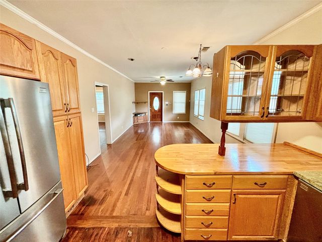 2614 Beauchamp Street, Houston, TX 77009