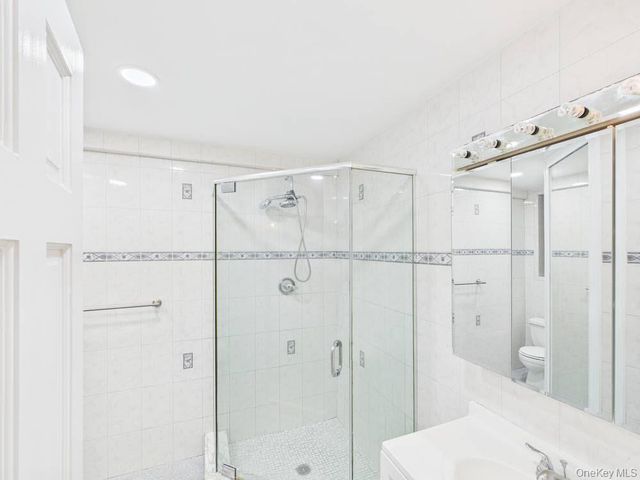 88-10 34 Avenue 3K, Jackson Heights, NY 11372