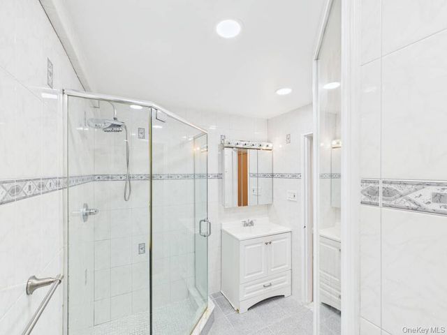 88-10 34 Avenue 3K, Jackson Heights, NY 11372