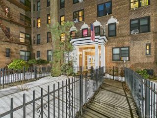 88-10 34 Avenue 3K, Jackson Heights, NY 11372