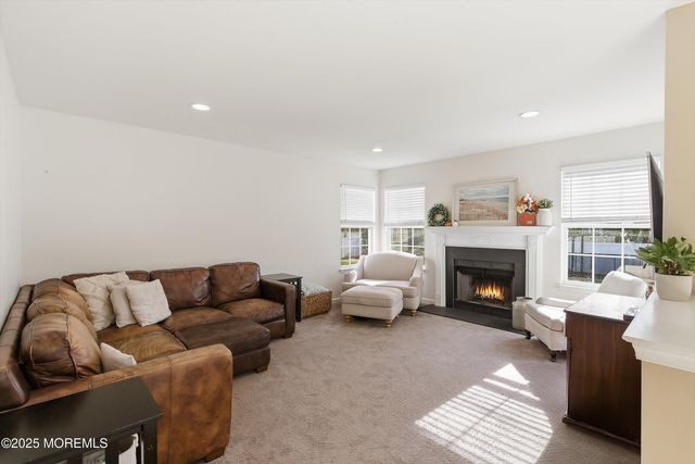 17 Nate Lane, Howell, NJ 07731