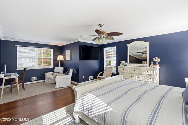 17 Nate Lane, Howell, NJ 07731