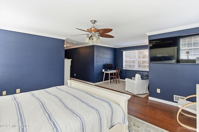 17 Nate Lane, Howell, NJ 07731