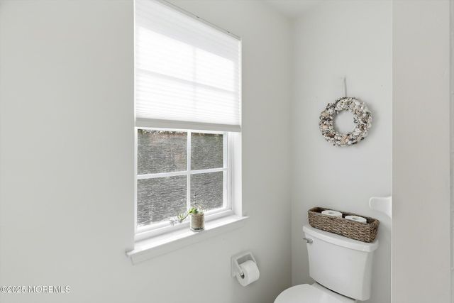 17 Nate Lane, Howell, NJ 07731