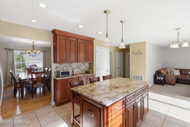 17 Nate Lane, Howell, NJ 07731