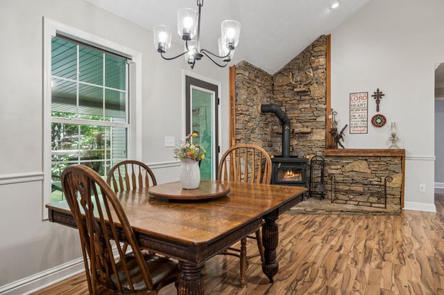 4574 Hampshire Pike, Hampshire, TN 38461