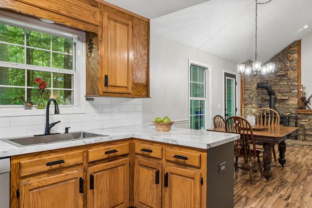 4574 Hampshire Pike, Hampshire, TN 38461