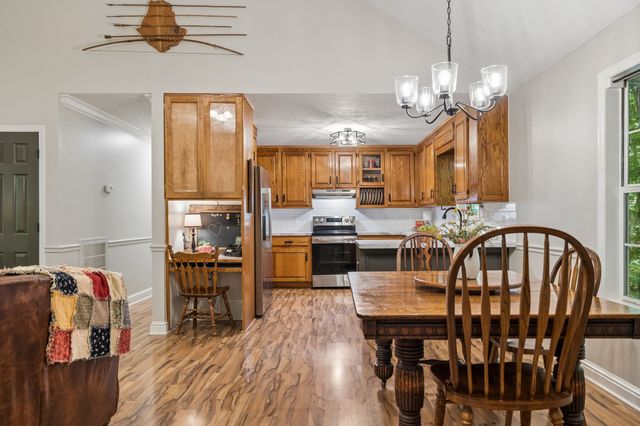 4574 Hampshire Pike, Hampshire, TN 38461