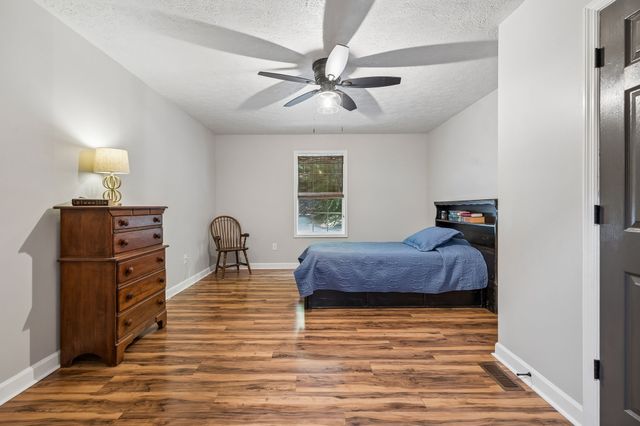 4574 Hampshire Pike, Hampshire, TN 38461