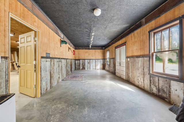 4574 Hampshire Pike, Hampshire, TN 38461
