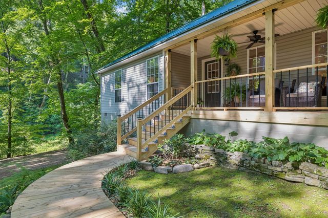 4574 Hampshire Pike, Hampshire, TN 38461