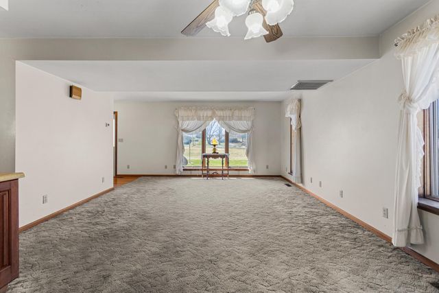 204 W Meade Street, White Heath, IL 61884