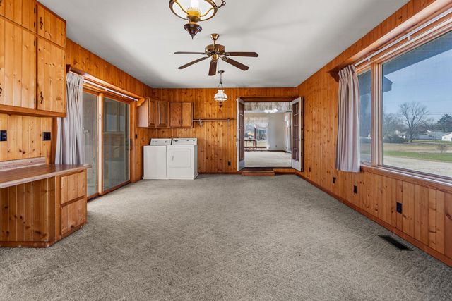 204 W Meade Street, White Heath, IL 61884