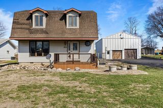 204 W Meade Street, White Heath, IL 61884