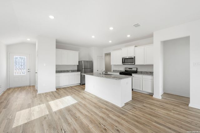 15310 Waterow View, Von Ormy, TX 78073