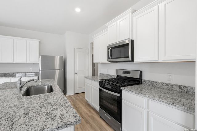 15310 Waterow View, Von Ormy, TX 78073