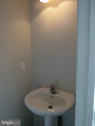 80 LIEUTENANT CT, Bunker Hill, WV 25413
