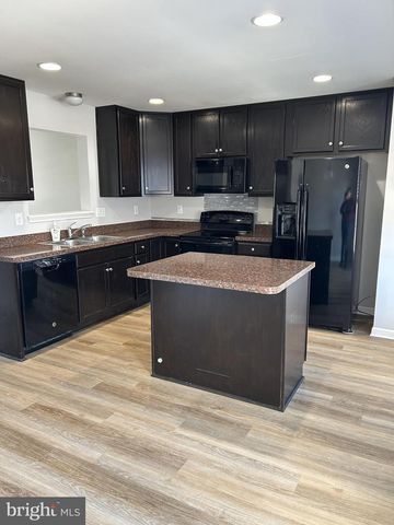 80 LIEUTENANT CT, Bunker Hill, WV 25413