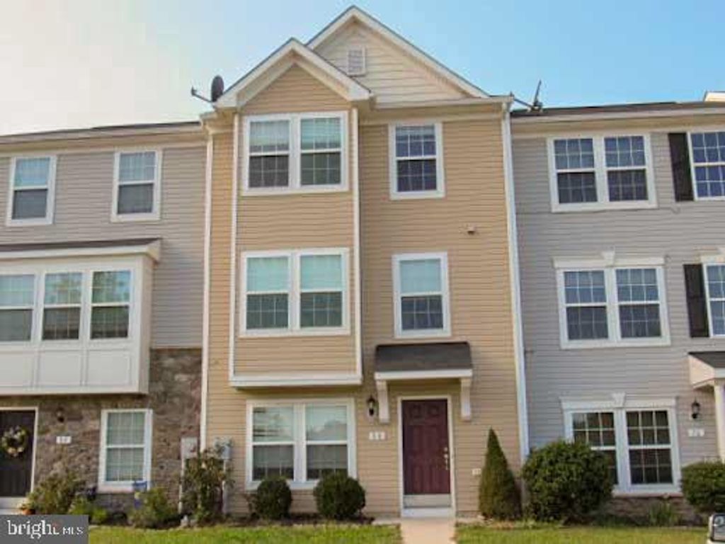 80 LIEUTENANT CT, Bunker Hill, WV 25413