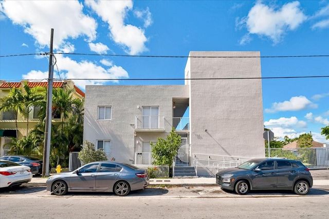 750 SW 2nd Street 11, Miami, FL 33130