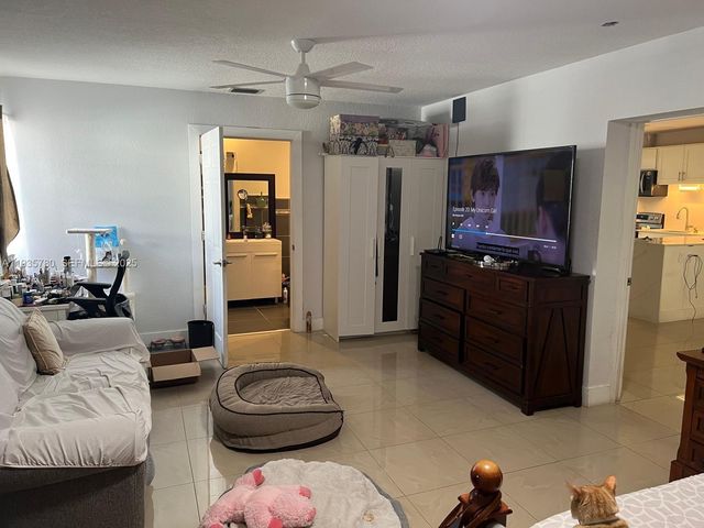 1031 NE 142nd Street, North Miami, FL 33161