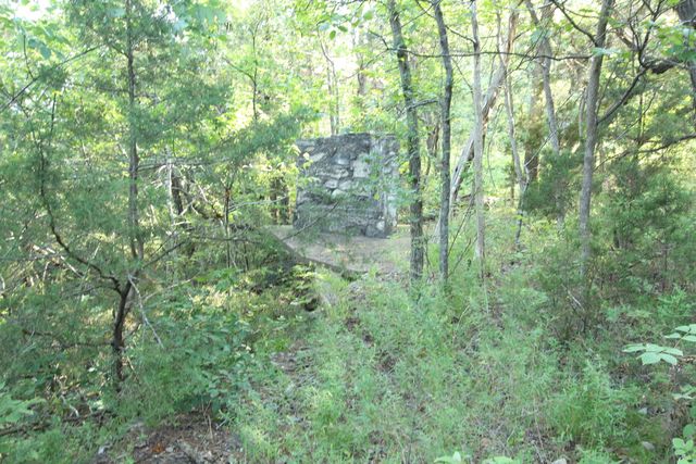 000 Iowa Colony Road, Hollister, MO 65672