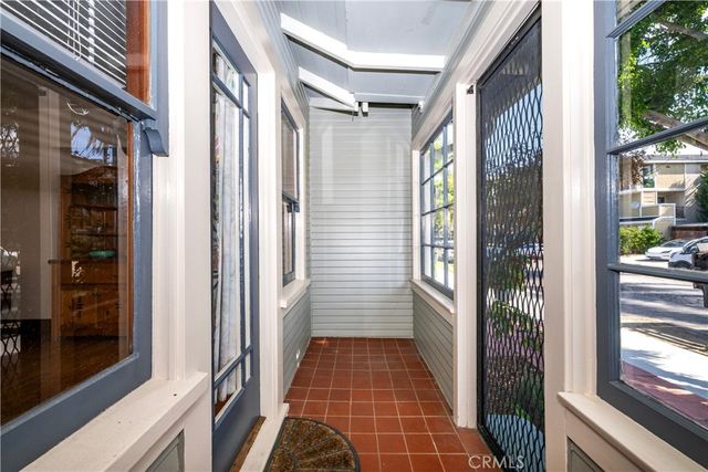 1005 Roswell, Long Beach, CA 90804