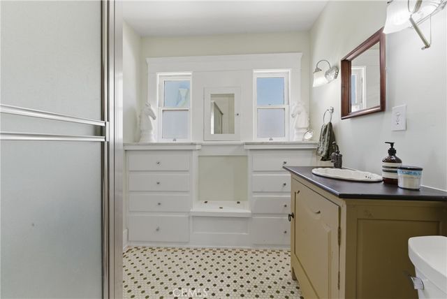 1005 Roswell, Long Beach, CA 90804