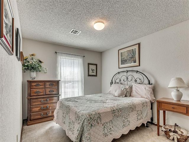 1213 SW 133rd Place, Oklahoma City, OK 73170