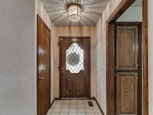 1213 SW 133rd Place, Oklahoma City, OK 73170