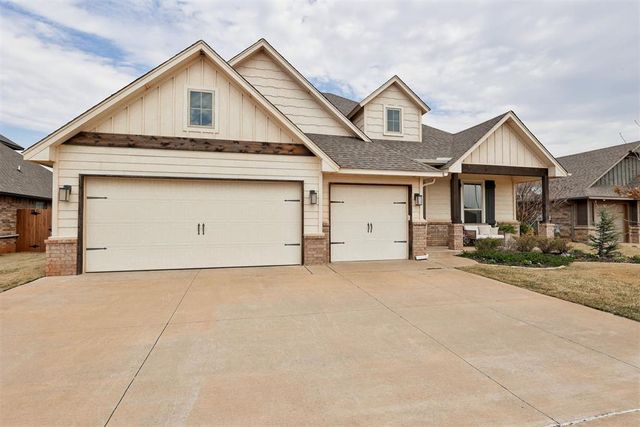 10109 NW 143rd Street, Yukon, OK 73099