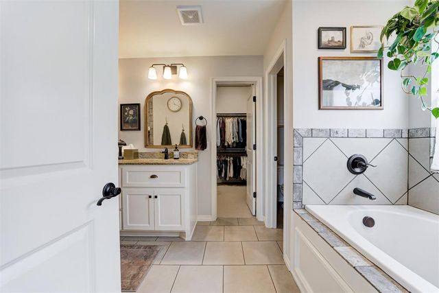 10109 NW 143rd Street, Yukon, OK 73099