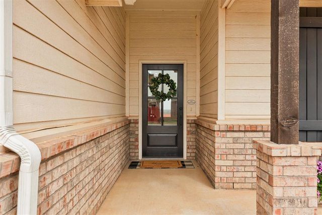 10109 NW 143rd Street, Yukon, OK 73099