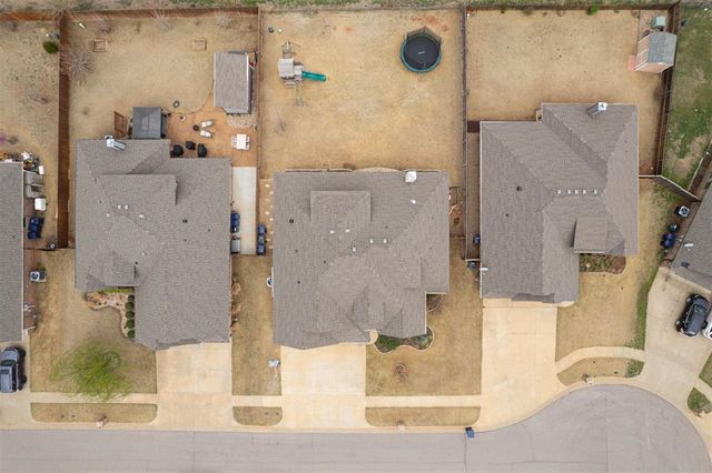 10109 NW 143rd Street, Yukon, OK 73099