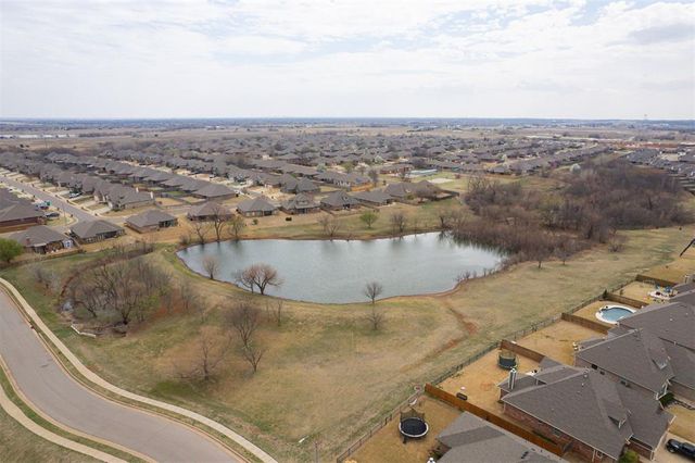 10109 NW 143rd Street, Yukon, OK 73099