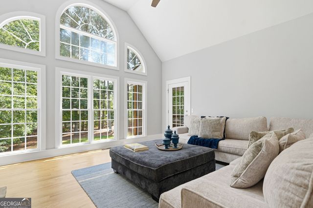 401 Maple Ridge Court, Cumming, GA 30028