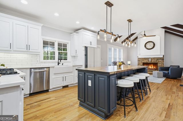 401 Maple Ridge Court, Cumming, GA 30028